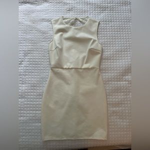 Lulus White Cocktail Dress/Graduation Dress/Wedding Shower Dress. Size M.
